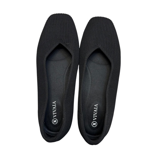 Vivaia Shoes - Vivaia black shoed size 37.5